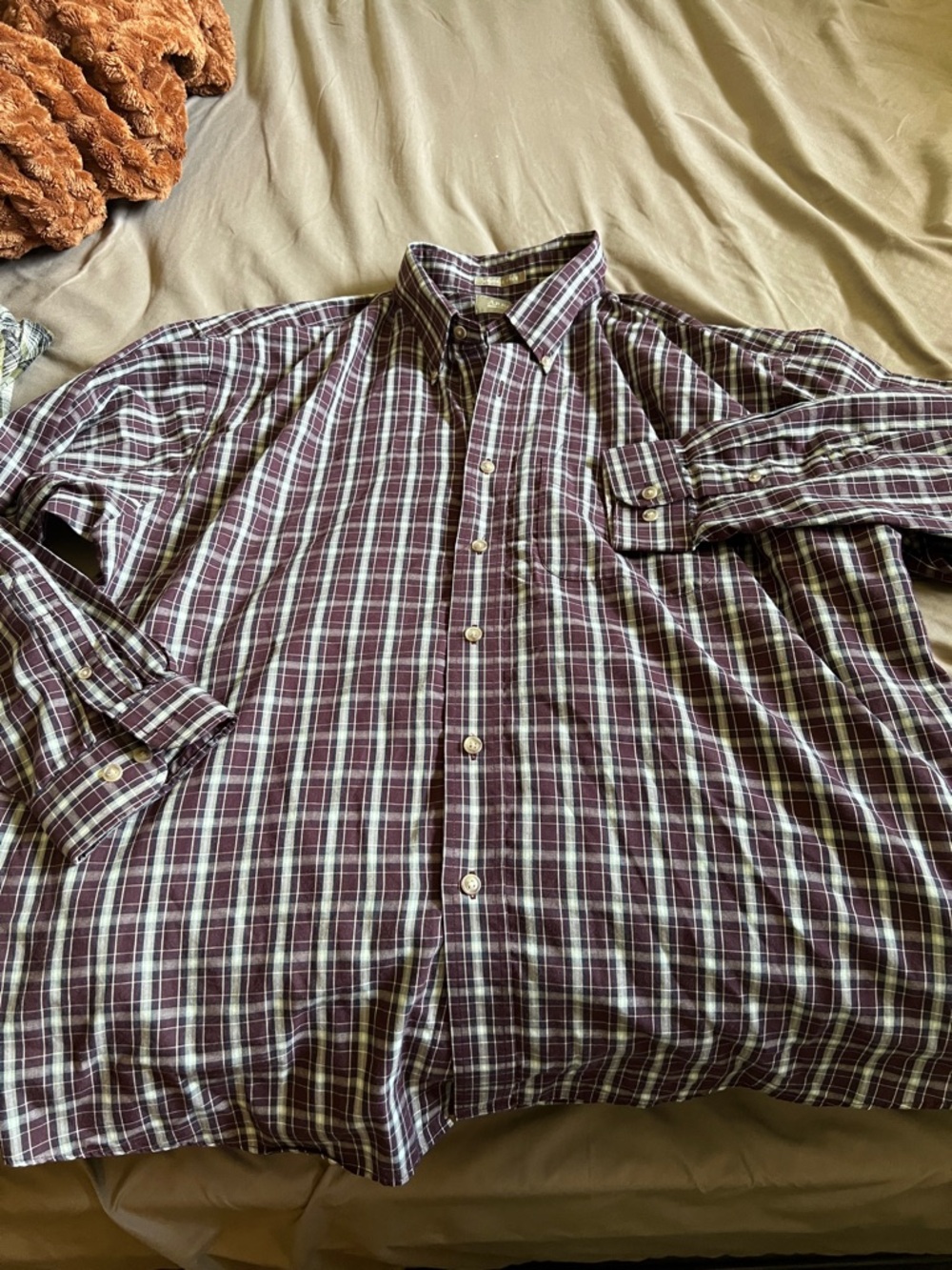 Men's Plaid Button-Down Shirt in Burgundy and White